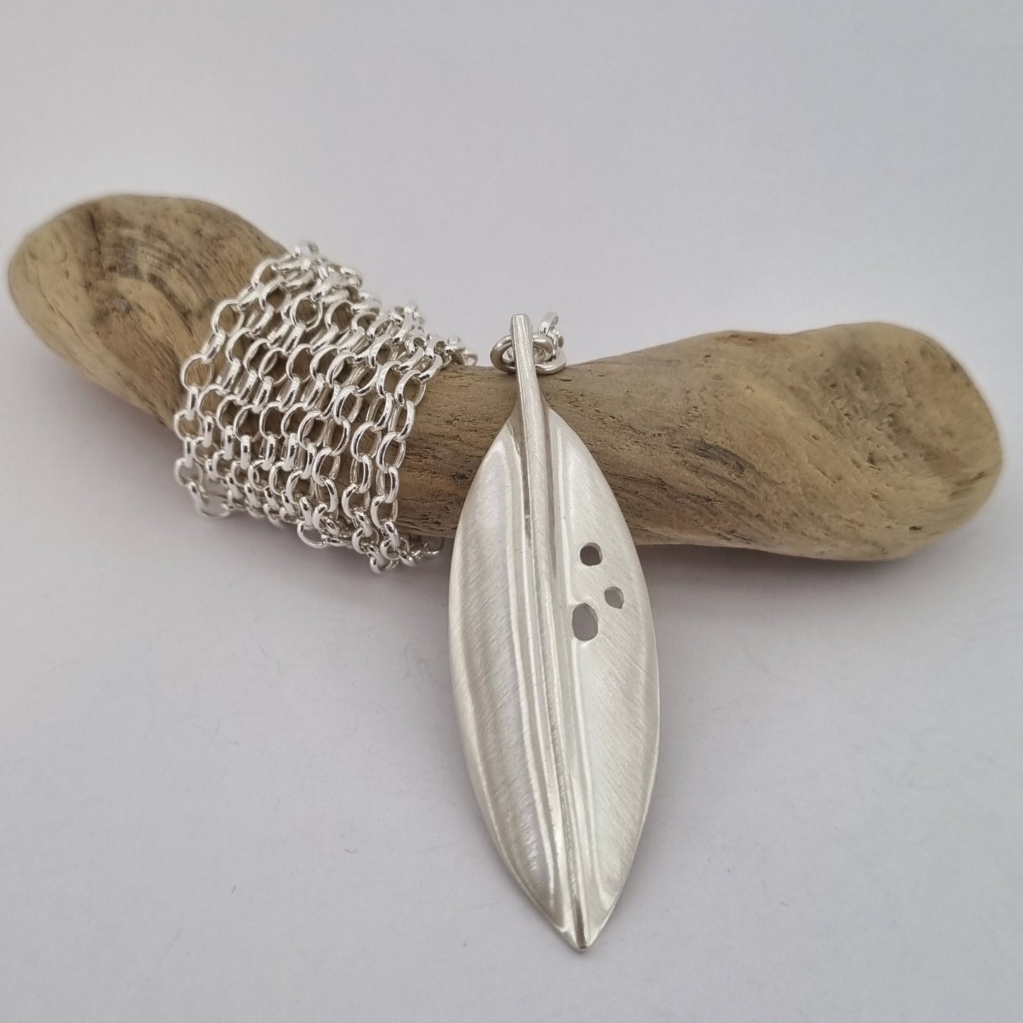 Long Pōhutukawa Leaf Necklace